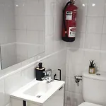 Adosado Con Piscina * Нерха