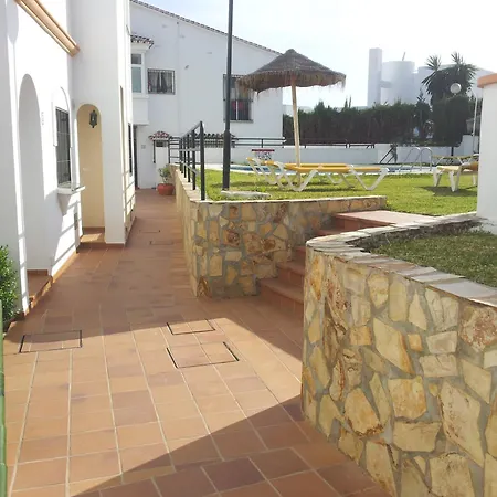 Apartman Adosado Con Piscina Nerja