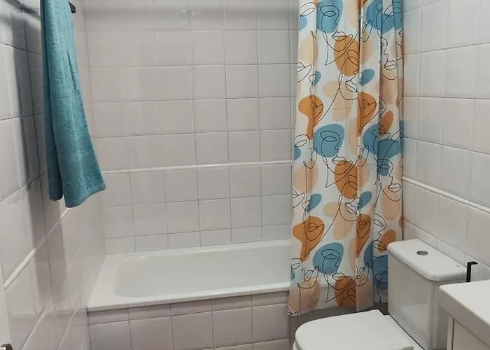 Adosado Con Piscina *