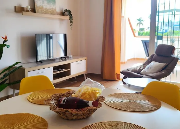 Adosado Con Piscina Апартаменты