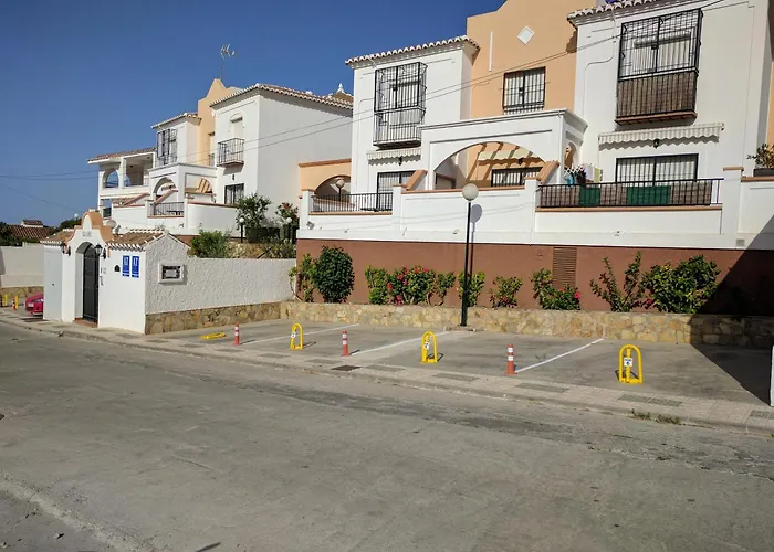 Апартаменты Adosado Con Piscina Нерха