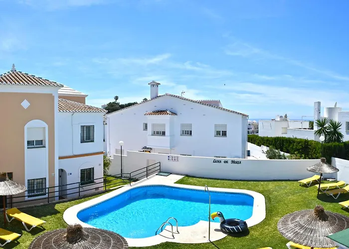 Adosado Con Piscina Апартаменты *