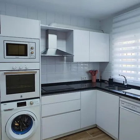 Adosado Con Piscina *